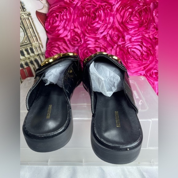 PRETTYLITTLETHNG, Black Pu Croc Chain Square Toe Mules,size 7 - Picture 11 of 14